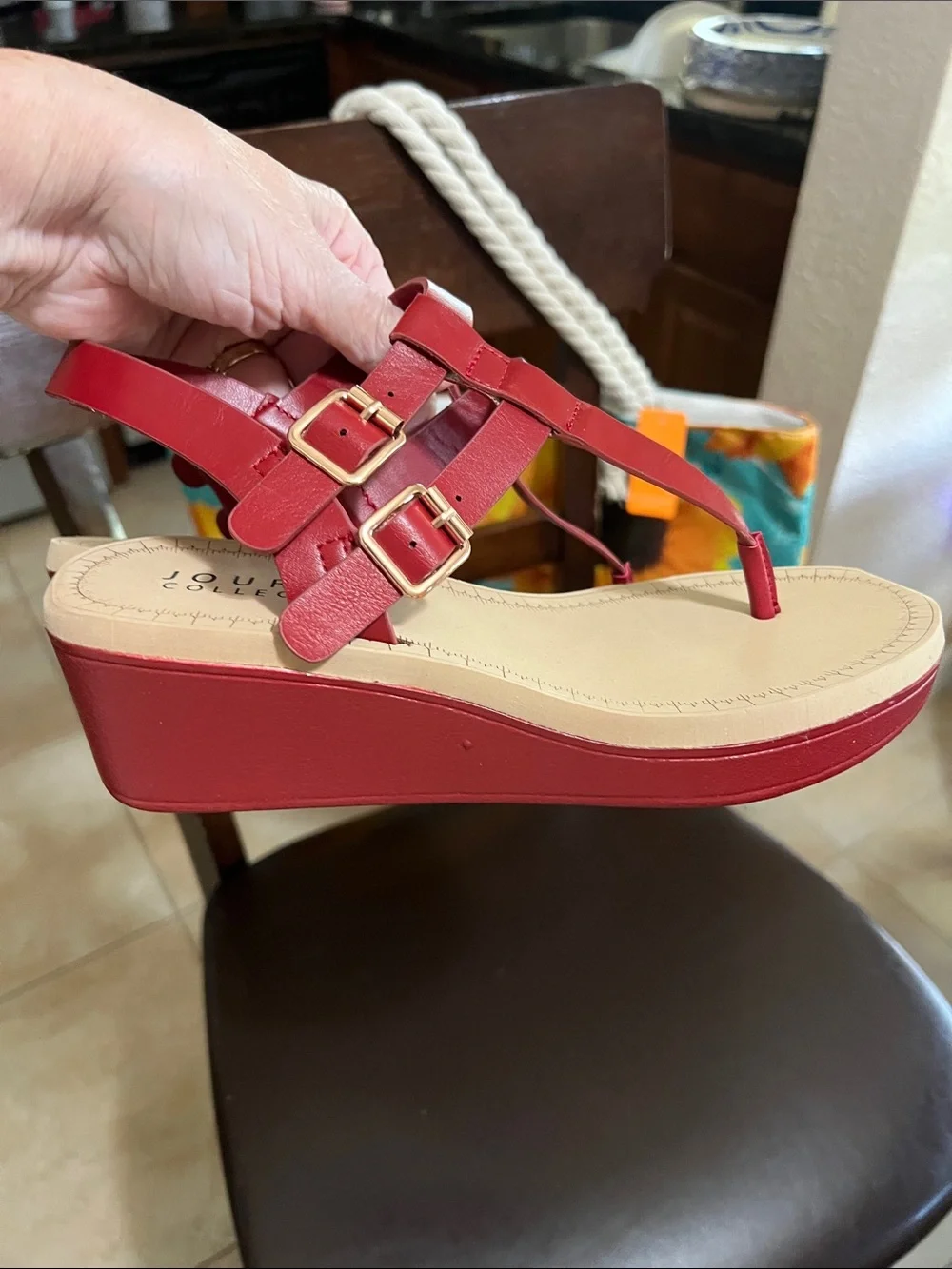 NEW Journee Collection Bianca Wedge Thong Sandals with Double Buckles - size 8